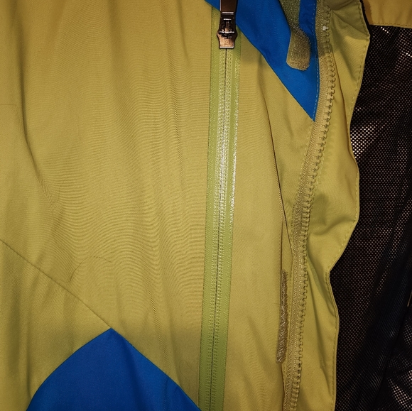 Columbia Ski Jacket - Picture 6 of 13